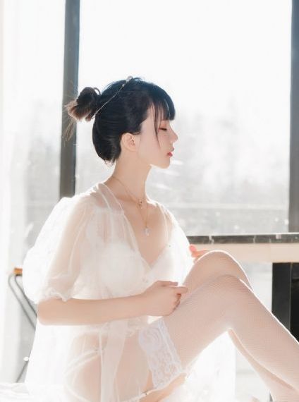 学渣含着学霸几巴的写作业视频