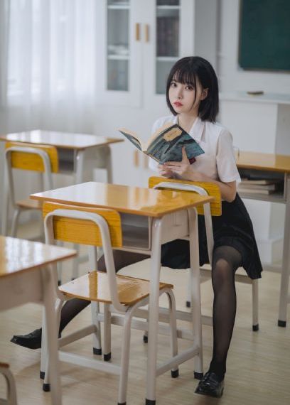 春潮烂漫海棠