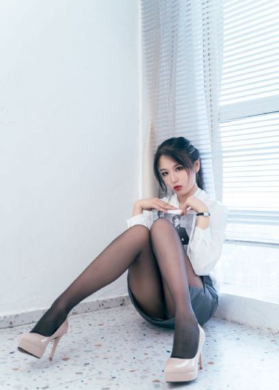沼泽深处的女孩