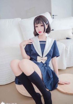 美女特工