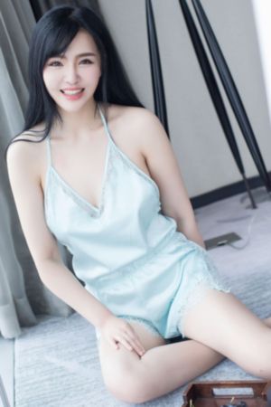 年轻的母亲四