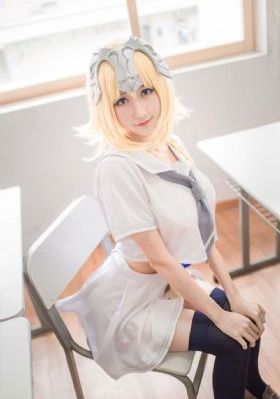 二人生猴子全程不盖被子