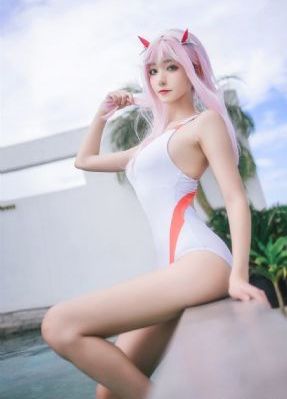 摇摆艳夏