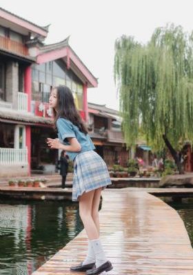 新玉蒲团